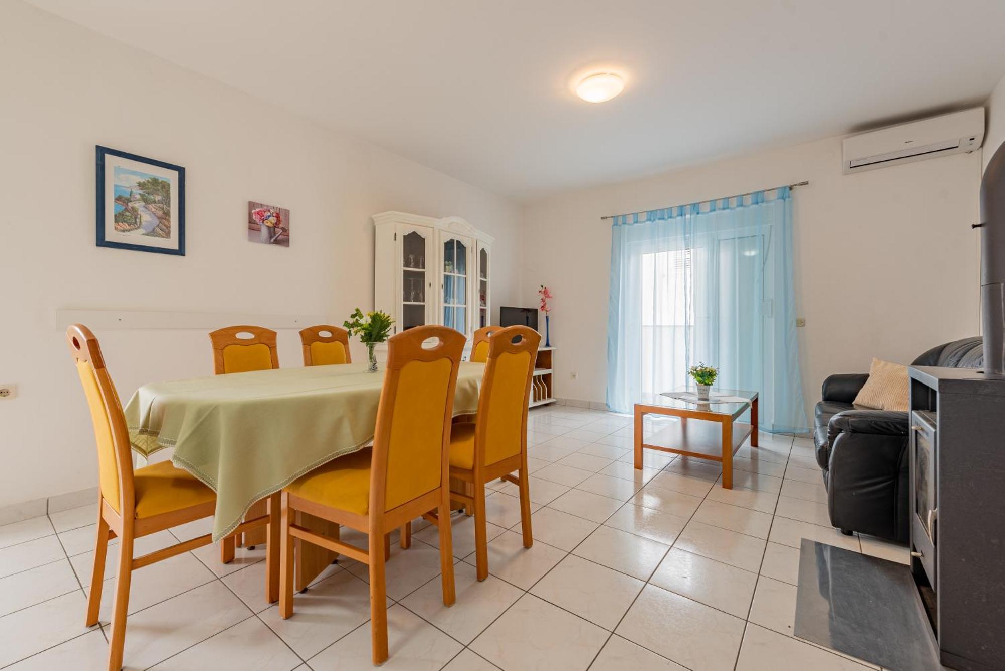 Haus Toni Lägenhet Ražanac Exteriör bild